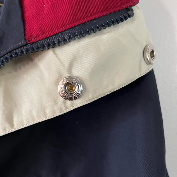 Hard Rock Cafe Blue and Red Windbreaker Jacket - Picture 6 of 8